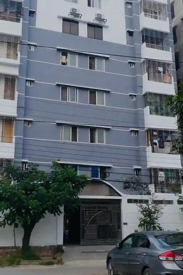 4 Beds Condo Holiday Home At Bashundhara, Dhaka Lejlighed